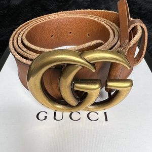 Gucci Leather belt with Double G buckle